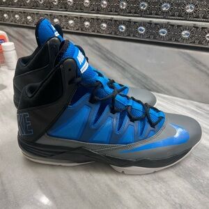 NIKE Men’s Basketball Shoes in Blue / Black, Size 12. Worn twice!